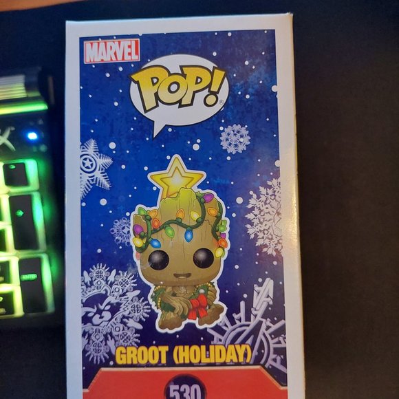 COPY - Funko Pop - Marvel - 530 - Groot (Holiday) - Picture 3 of 5